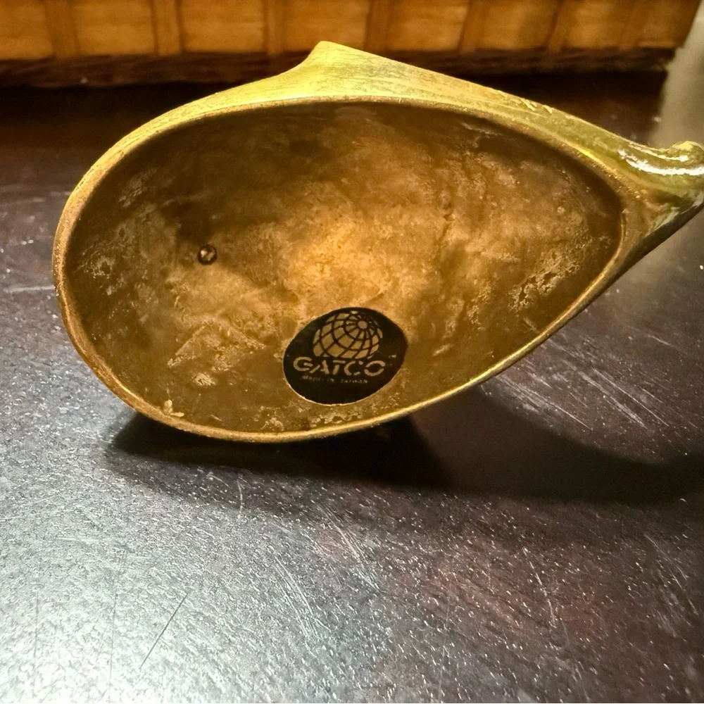 Vintage Solid‎ Brass Gold Mouse with long tail notes or rings holder by GATCO